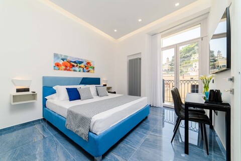 클로이스터 스위트 아말피