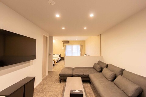 타비 앤드.-라이트-하카타01