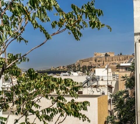 아크로폴리스의 멋진 전망을 가진 햇살 가득한 3베드룸 아늑한 플랫