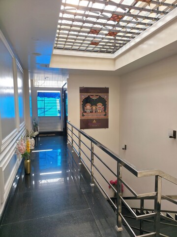 슈리 담 팰리스