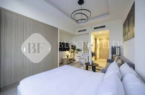 908 블룸필즈 스페이셔스 스튜디오 인 아지지