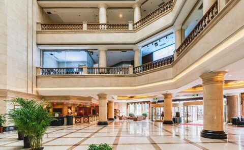 Harbin Huarong Hotel (Harbin Railway Station Museum Subway Station Branch)