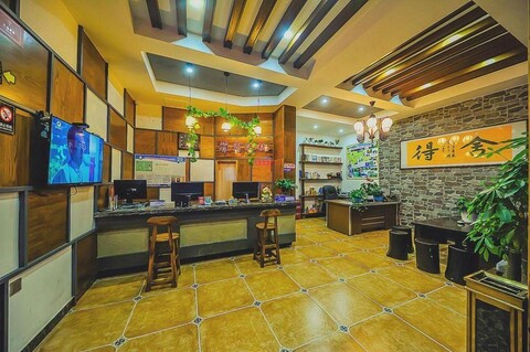 YI LU YOU NI HOTEL
