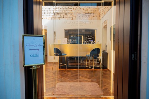 팔라초 스꼬또 - 와이드스프레드 컬렉션