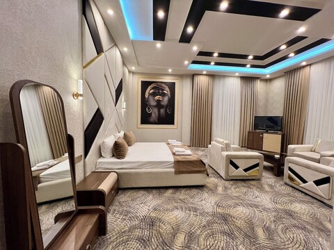 로열 맨션 호텔