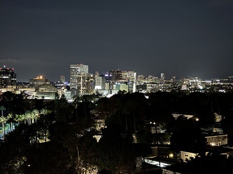 LA 베버리 그로브 (차 없이도 여행하기 편한 로케이션!! 위치 확인하세요!!)