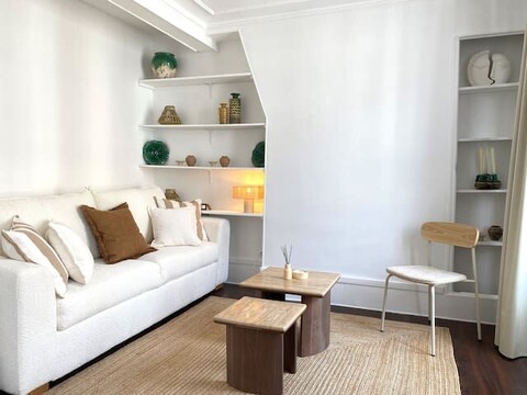 햇살 가득 몽마르뜨 하우스