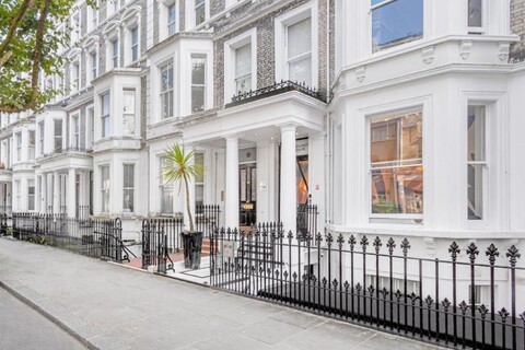 Kensington Rooms - 27 Philbeach Gardens