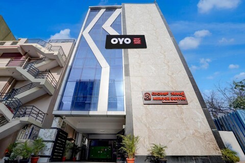 Super Hotel O Mirage Suites