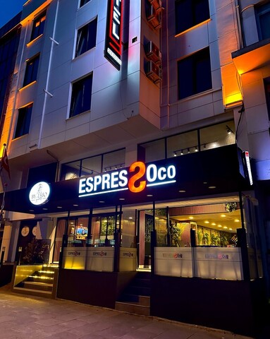 바이 트리오 호텔