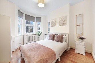 West Ealing Hububb Stay