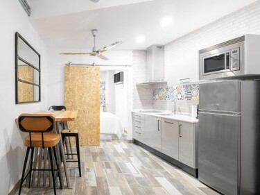 Guesthouse Room & Studio Seville La Flamenka