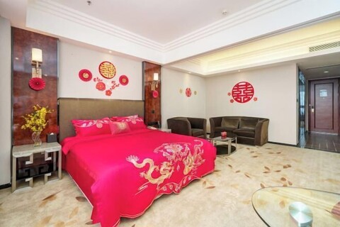 Shenzhen Zhongtian Meijing Hotel (Bao'an International Airport Xixiang Subway Station)