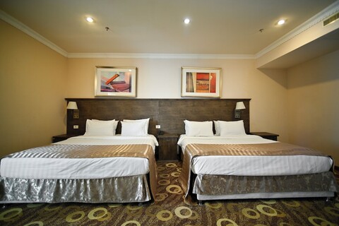 임페리얼 팰리스 호텔