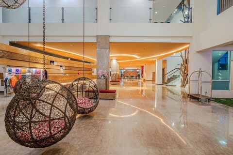 b 호텔 발리 & 스파