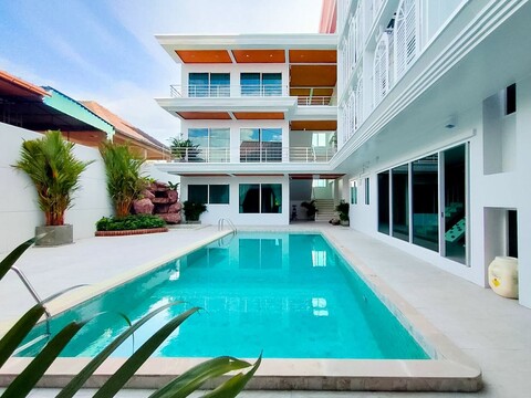 페라나칸 하우스