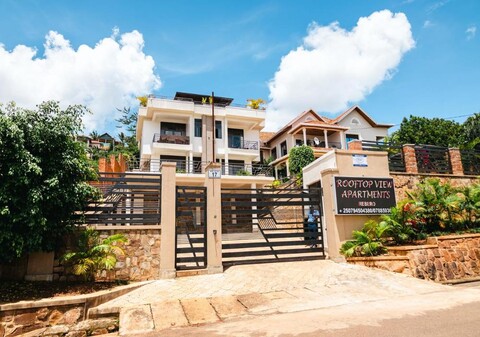 Rooftop View Apartments