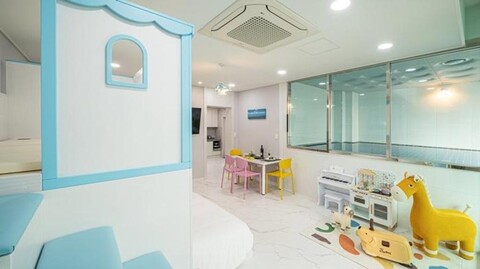 Geoje Pieny Kids Pool Villa