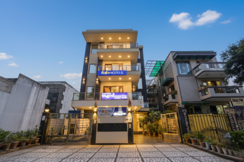 FabHotel Vagmi - 900 M From Sikanderpur Metro Station
