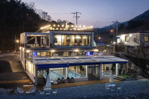 충주 미소진풀빌라