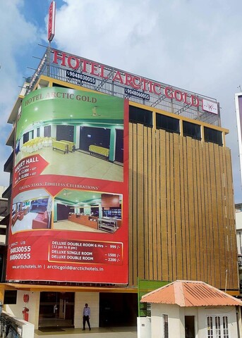 HOTEL ARCTIC GOLD