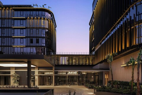 메리어트 이그제큐티브 아파트먼트 안탈리아