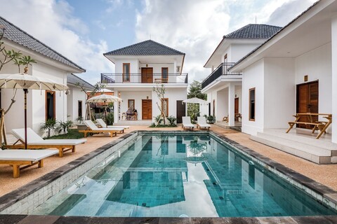 라라 판지 빌라