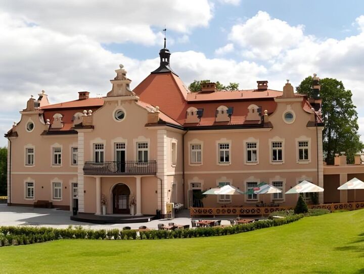 Hotel Zamek Berchtold-i
