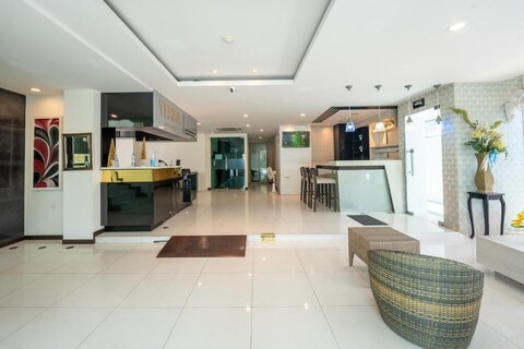 옌나 아파트먼트