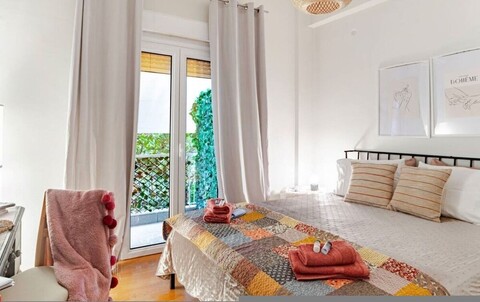 아테네 네오스 코스모스의 아늑한 집, 독창적인 분위기