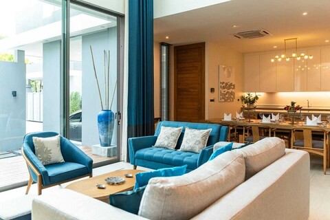 방 타오의 럭셔리 티크 4베드룸 프라이빗 풀 빌라