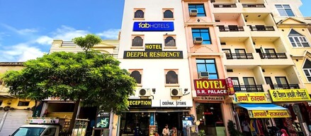 Hotel Deepak Residency