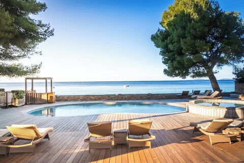 오텔 라 피네드 플라주