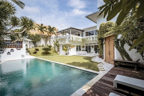 빌라 푸티흐, 우말라스