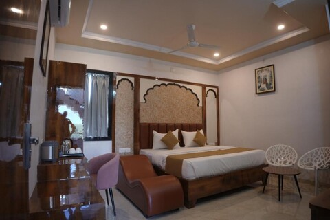 Aranya Villa