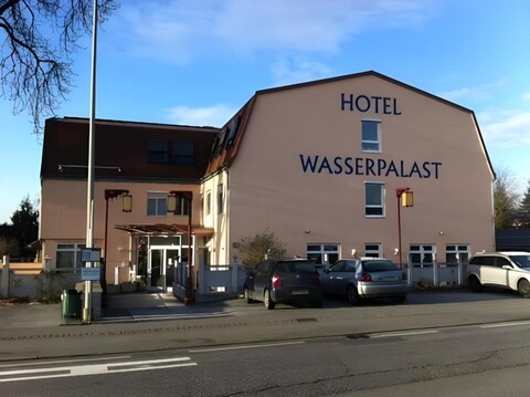 Hotel Wasserpalast - breakfast for free!!!