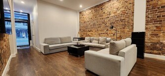 시드니 캠프타운에 위치한 브릭감성 쉐어룸