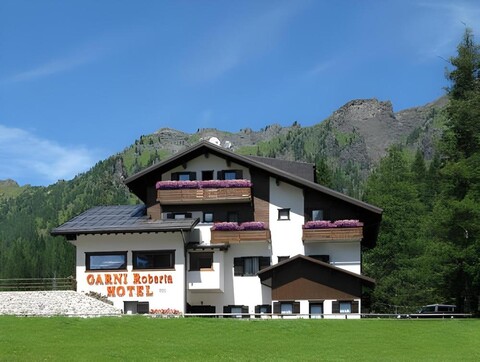 호텔 가르니 로베르타 