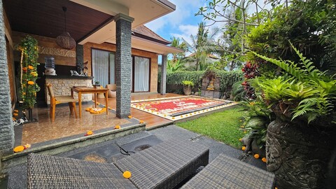 우붓 파라다이스 빌라