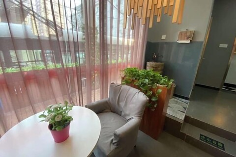 Piaohome Chain Hotel (Beijing Guomao Dawang Road Subway Station Store)