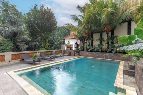 하나카 리버사이드 우붓