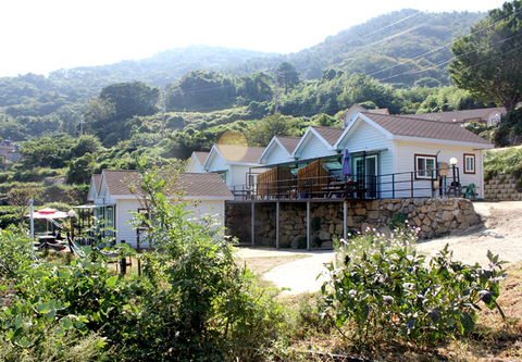 통영 솔구지펜션