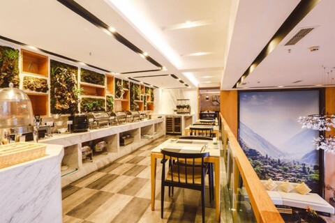 Boshe Chengdu Baicao Road Metro Station
