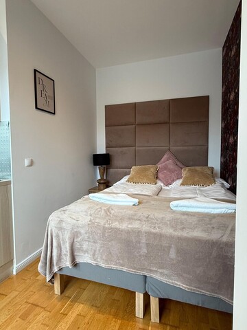 스타일리시한 1베드룸 아파트, 발코니 있음, 에어컨 있음, 시티 센터