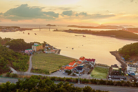 태안 서쪽하늘해루질펜션