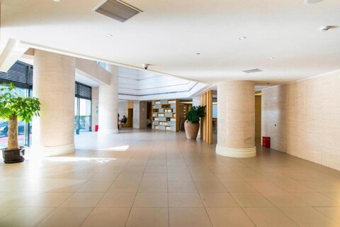 Guoyu Hotel (Shanghai Stadium Caobao Road Subway Station)