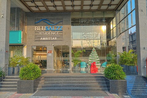블루살즈 레지던스 암리트사르
