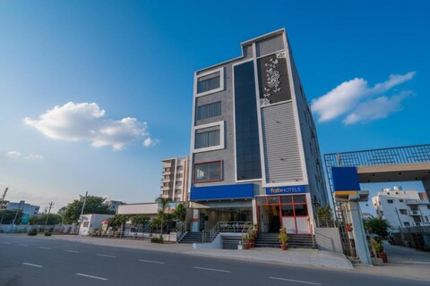 FabHotel VK’s - Nr UMCC Shahpur, Jeedimetla