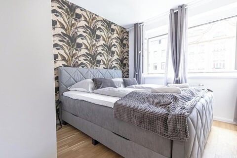 침실 1개, 거실 1개, 센터까지 9분, 킹사이즈 침대, 메트로