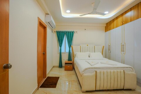 White Castle Stays 3BHK